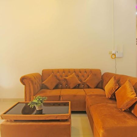 Utama Residence Padang  Bagian luar foto